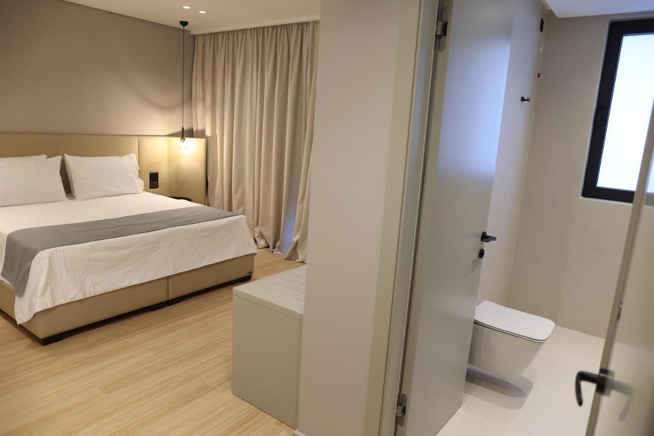 סרנדה Yacht Premium Hotel מראה חיצוני תמונה