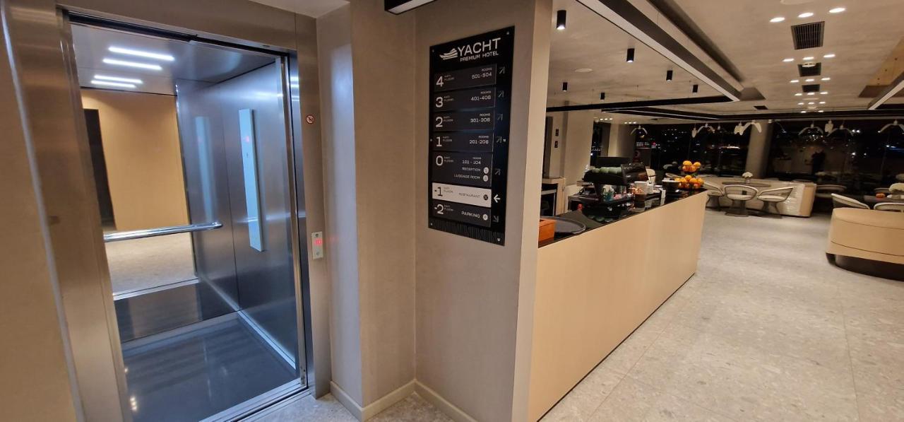 סרנדה Yacht Premium Hotel מראה חיצוני תמונה