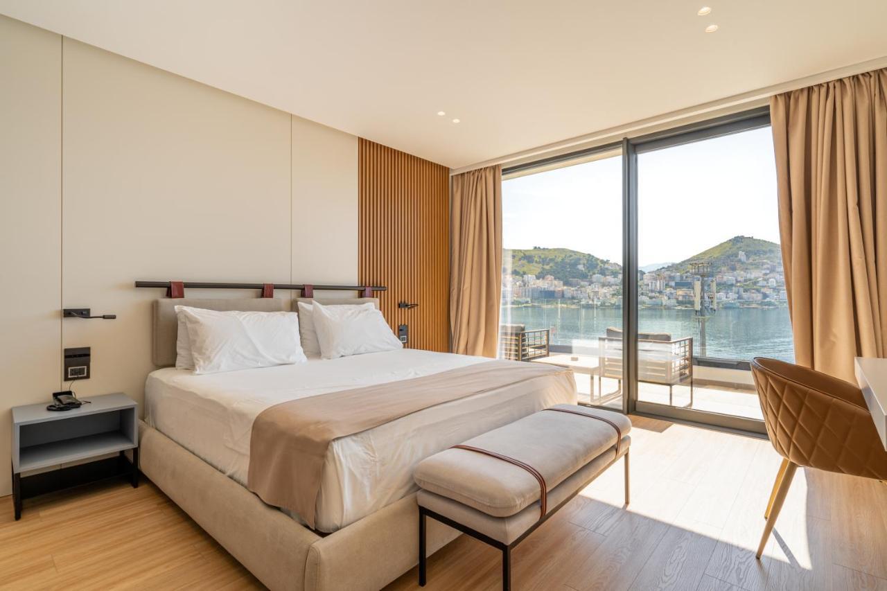 סרנדה Yacht Premium Hotel מראה חיצוני תמונה