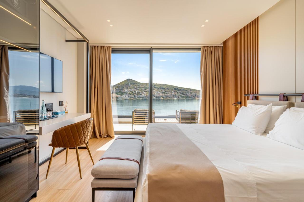 סרנדה Yacht Premium Hotel מראה חיצוני תמונה