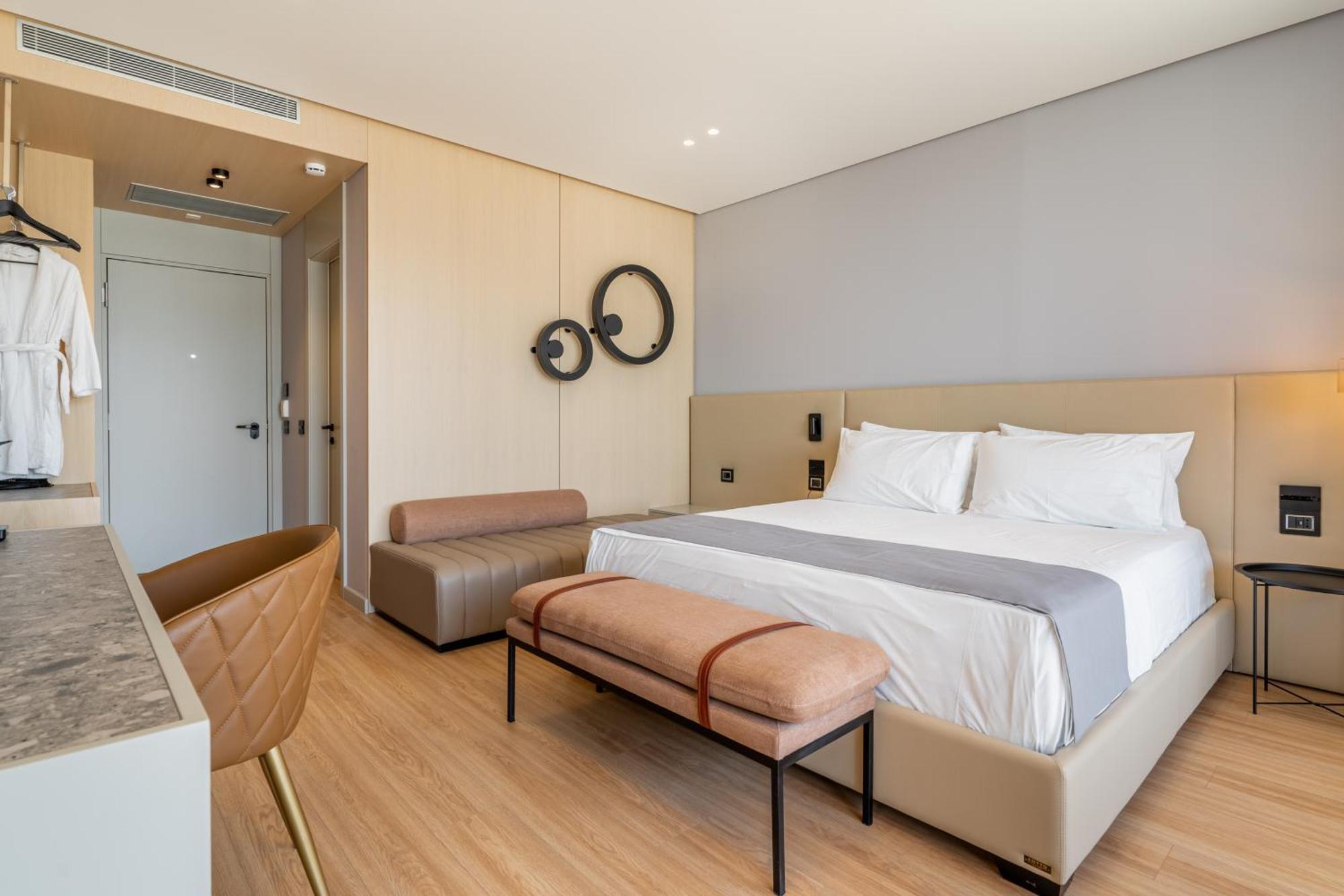 סרנדה Yacht Premium Hotel חדר תמונה